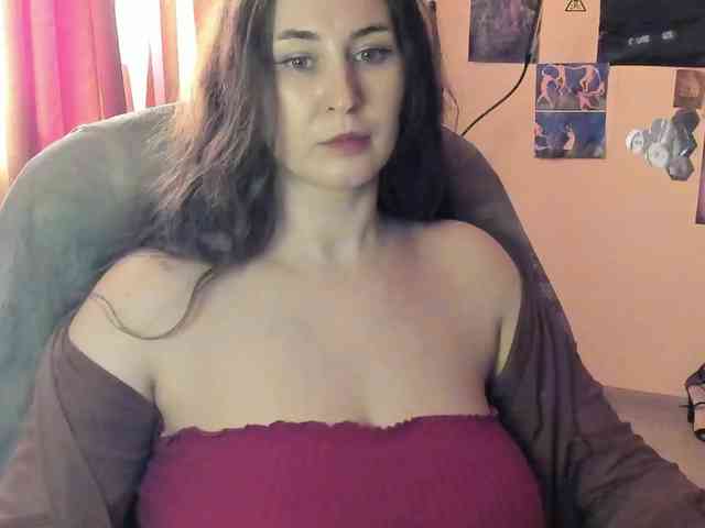 TemptingFable webcam