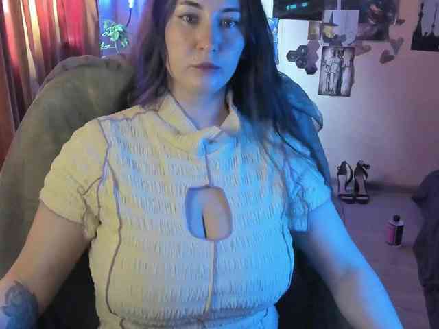 TemptingFable webcam
