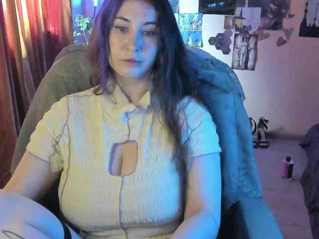 TemptingFable webcam