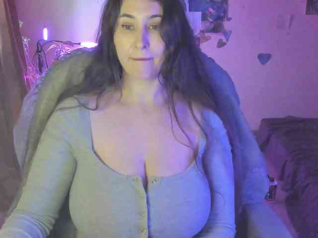 TemptingFable webcam