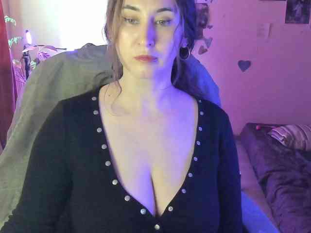 TemptingFable webcam