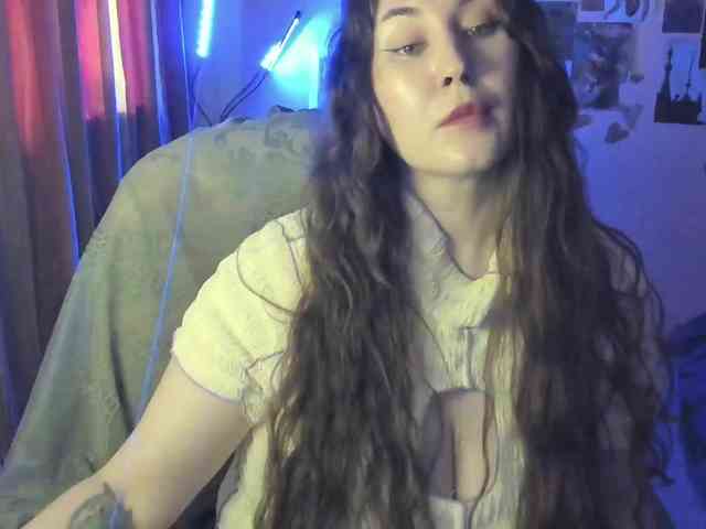 TemptingFable webcam