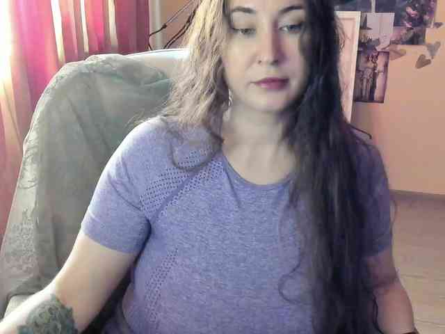 TemptingFable webcam