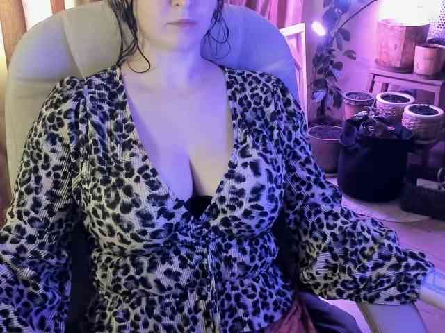 TemptingFable webcam