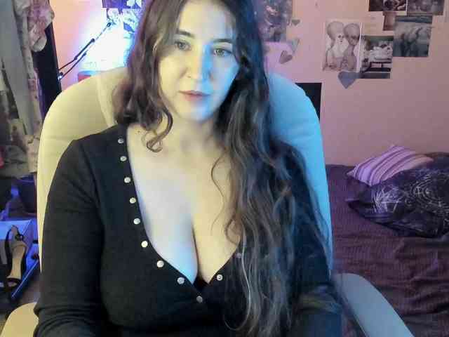 TemptingFable webcam