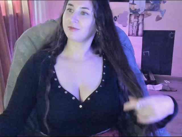 TemptingFable webcam
