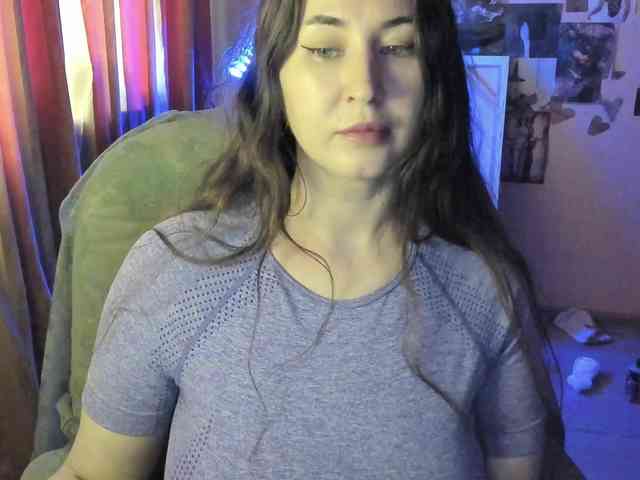 TemptingFable webcam