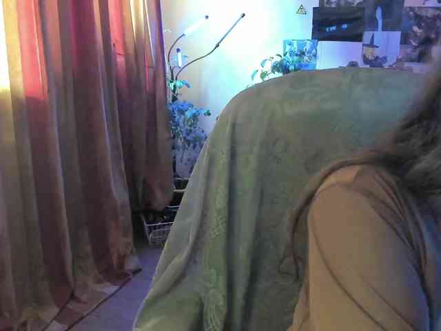 TemptingFable webcam
