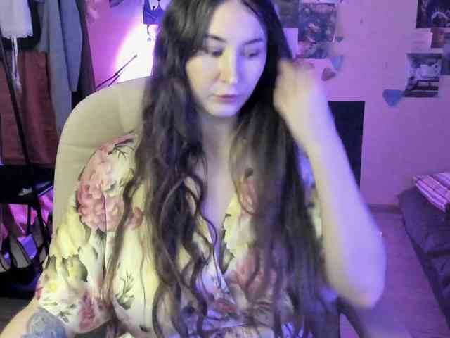 TemptingFable webcam