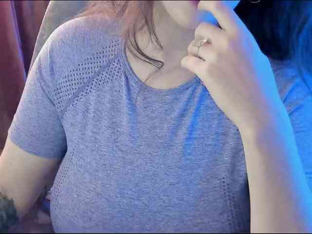TemptingFable webcam