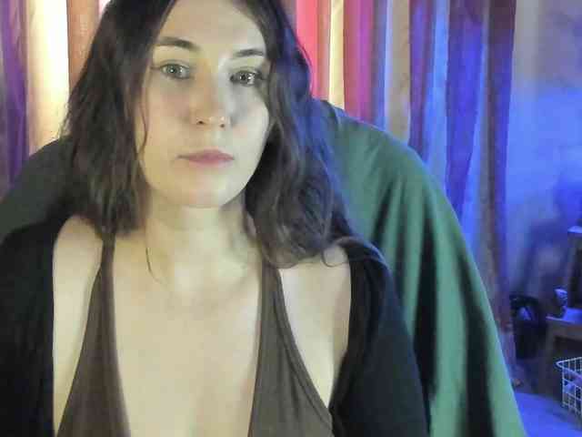 TemptingFable webcam