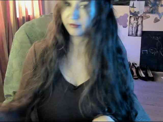 TemptingFable webcam