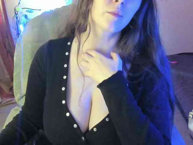 TemptingFable webcam
