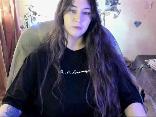 TemptingFable webcam