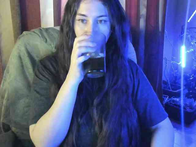 TemptingFable webcam