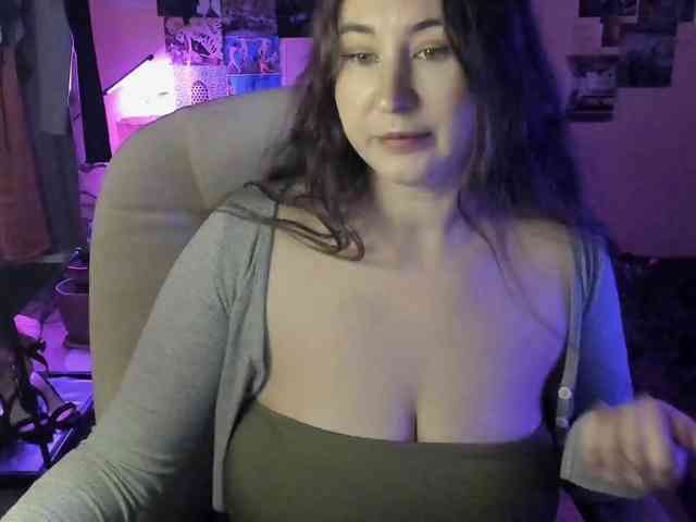 TemptingFable webcam