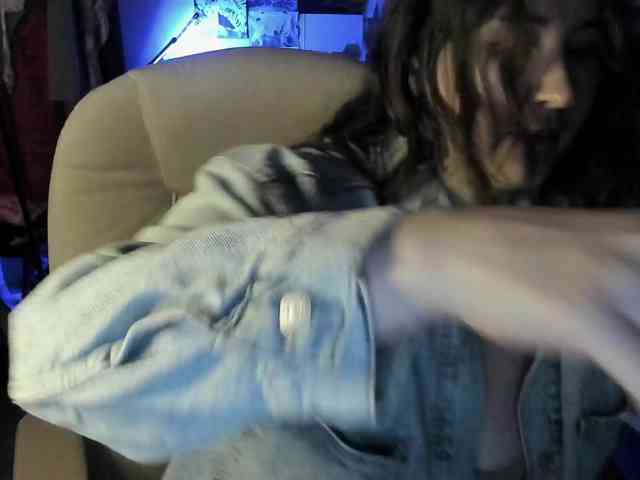 TemptingFable webcam