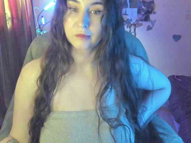 TemptingFable webcam
