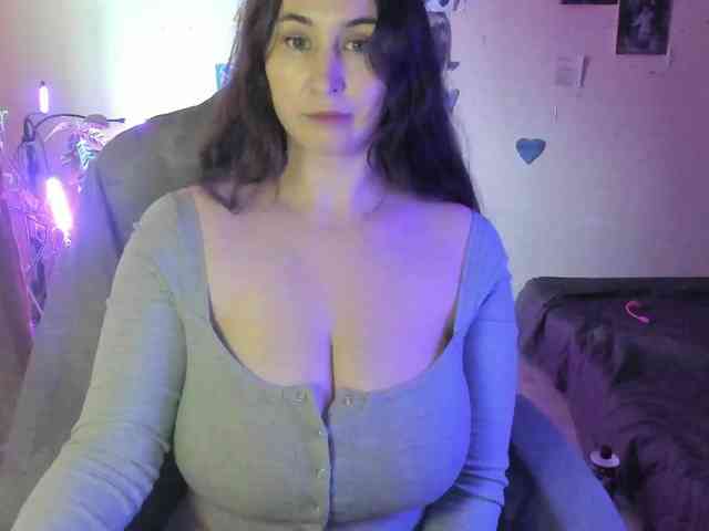 TemptingFable webcam