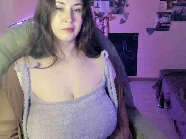 TemptingFable webcam
