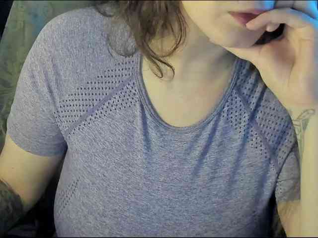 TemptingFable webcam