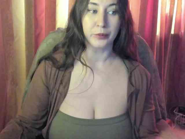 TemptingFable webcam