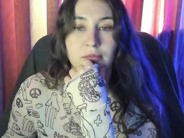 TemptingFable webcam