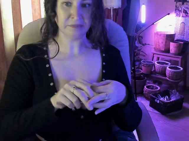 TemptingFable webcam