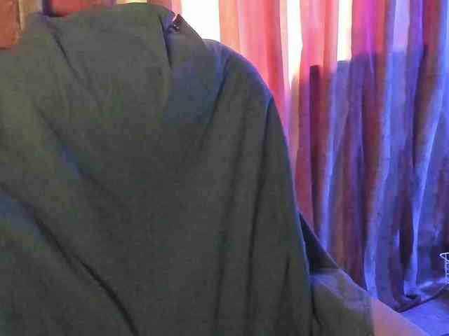 TemptingFable webcam