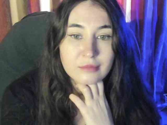 TemptingFable webcam