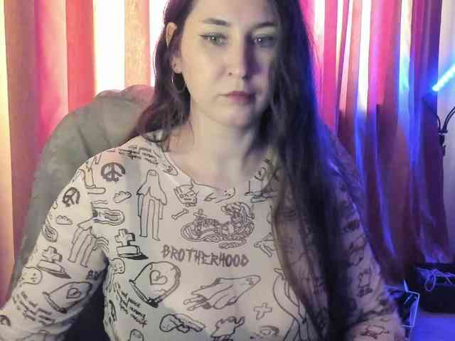 TemptingFable webcam