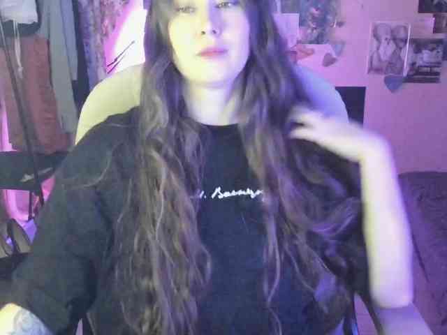 TemptingFable webcam