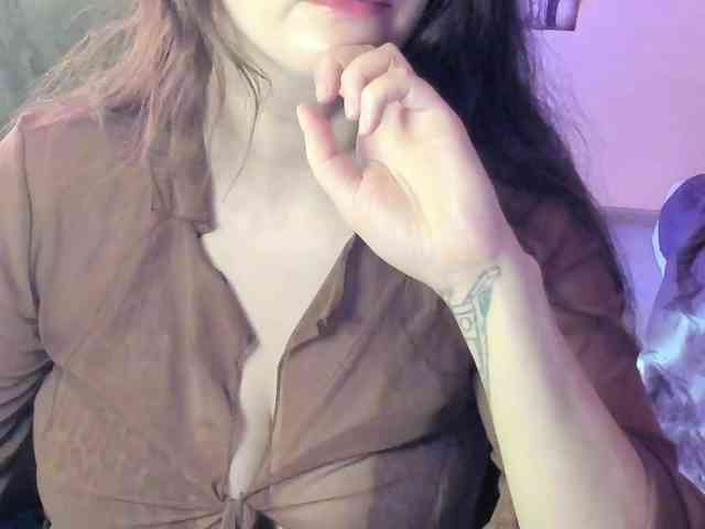 TemptingFable webcam