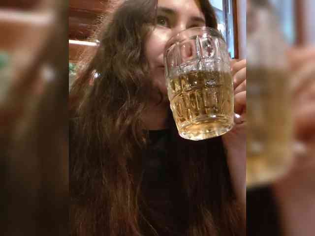 TemptingFable webcam