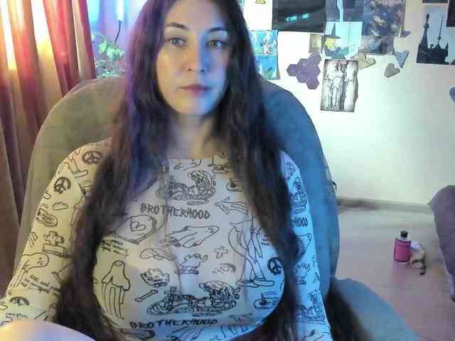 TemptingFable webcam