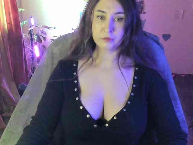 TemptingFable webcam
