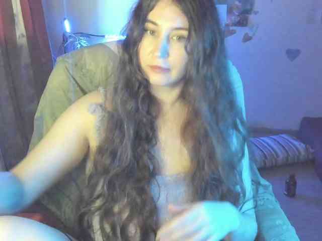 TemptingFable webcam