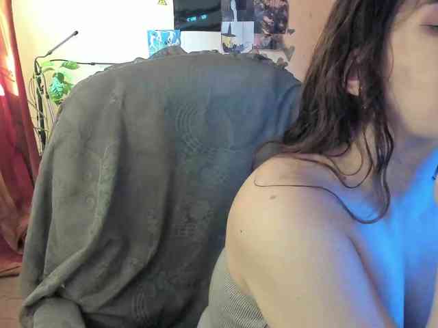 TemptingFable webcam