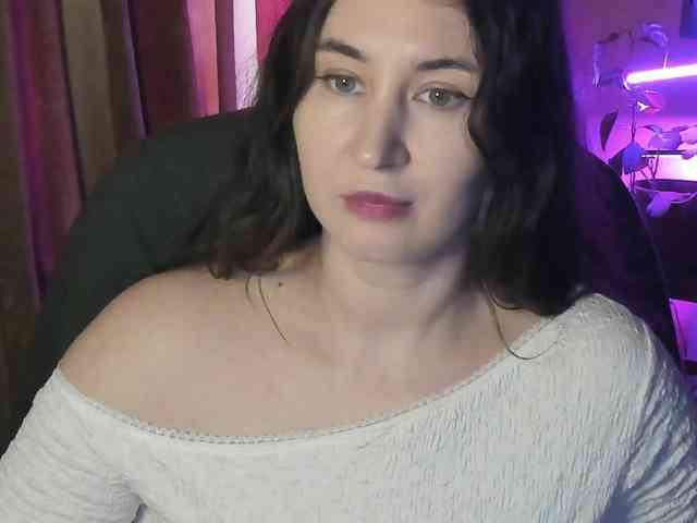 TemptingFable webcam