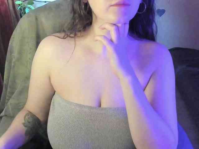 TemptingFable webcam