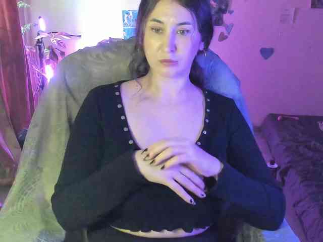TemptingFable webcam