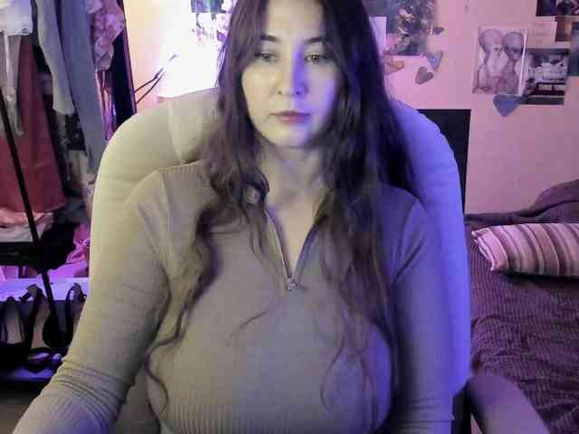 TemptingFable webcam