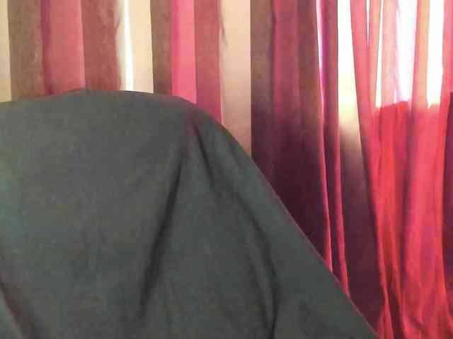 TemptingFable webcam