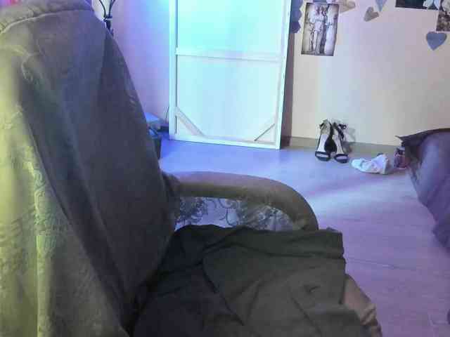 TemptingFable webcam