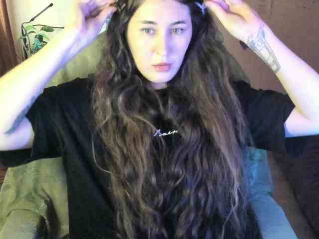TemptingFable webcam