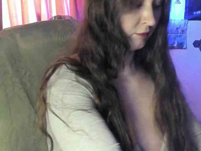 TemptingFable webcam