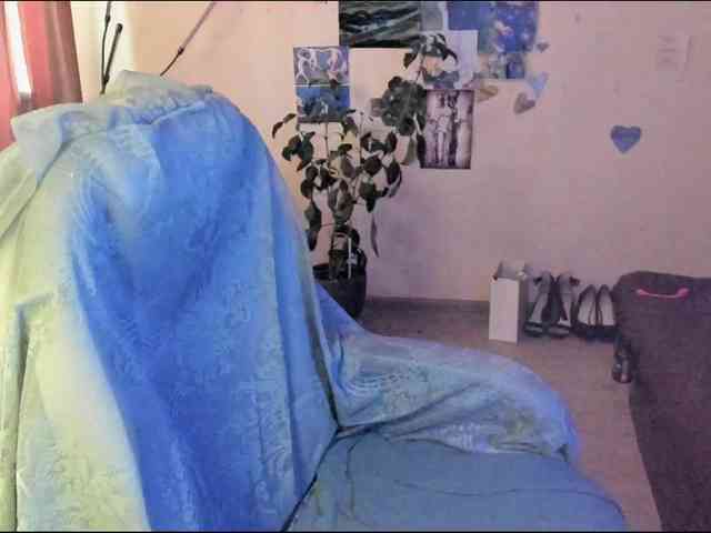 TemptingFable webcam
