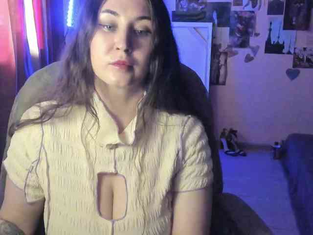 TemptingFable webcam