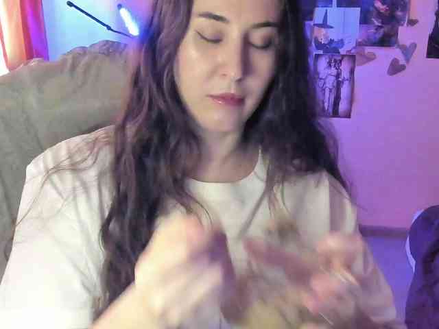 TemptingFable webcam