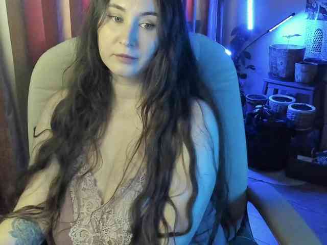 TemptingFable webcam